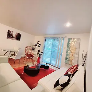 Superbe 5 Min De Dix30 A 20 Min De Montreal. Apartment